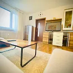 3 Izbovy Knm Apartamento Kysucke Nove Mesto