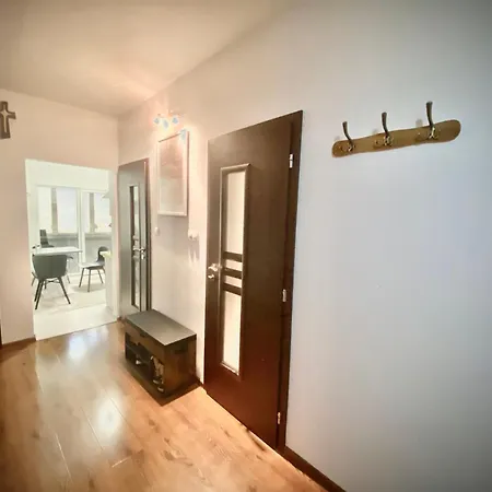 Apartament 3 Izbovy Knm *