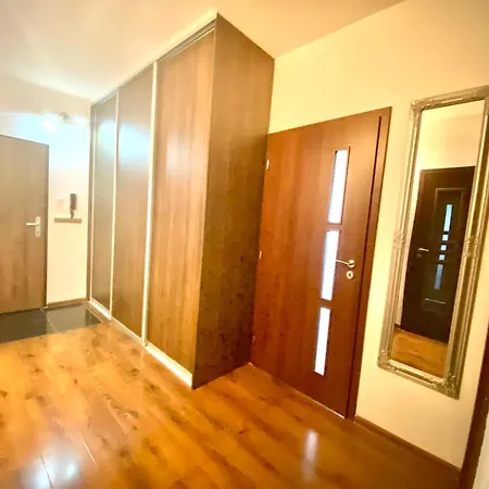 Apartament 3 Izbovy Knm *